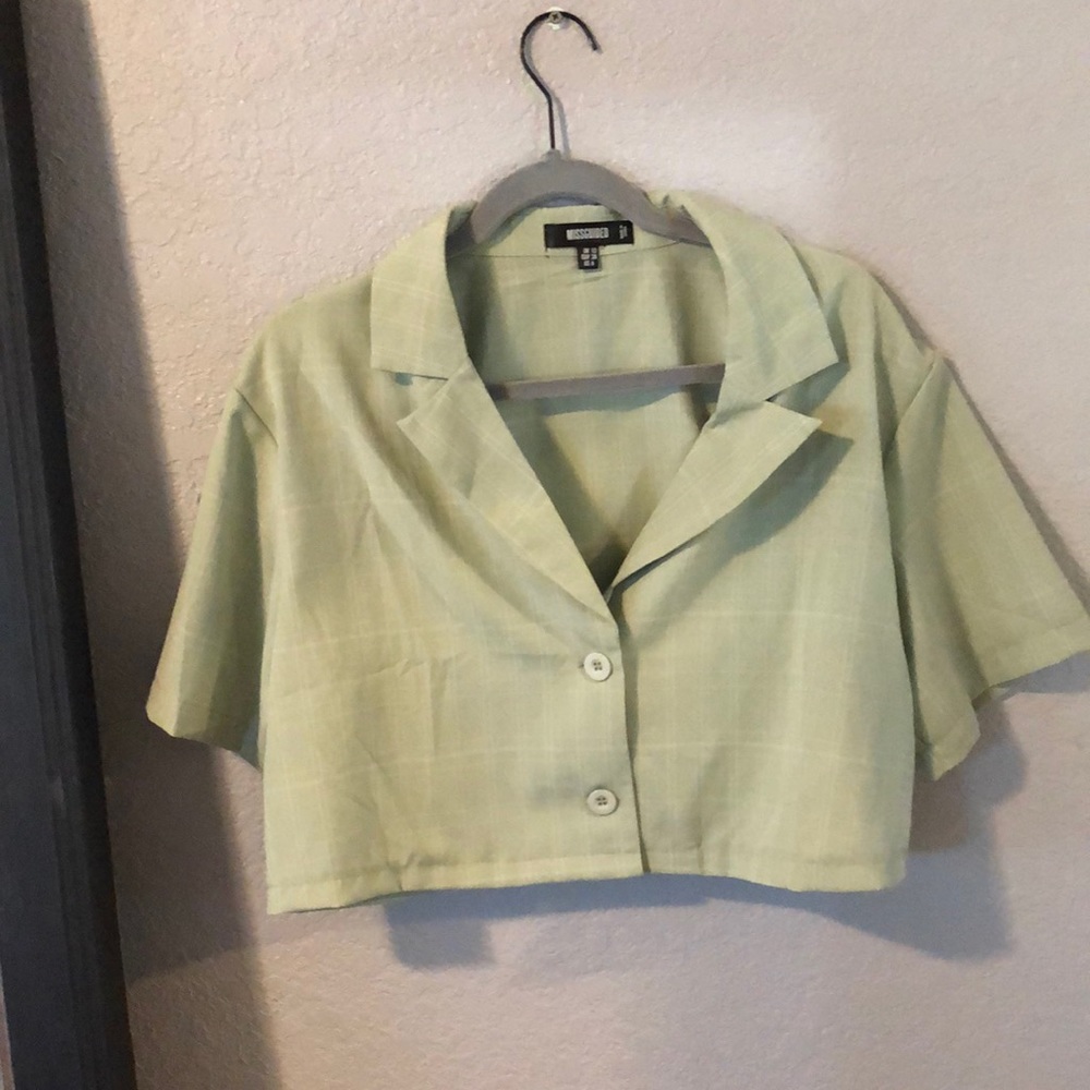 Misguided Light Green And White Cropped Button Shirt sz 6